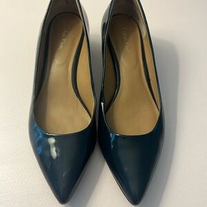 Calvin Klein Navy Blue paten leather pumps
